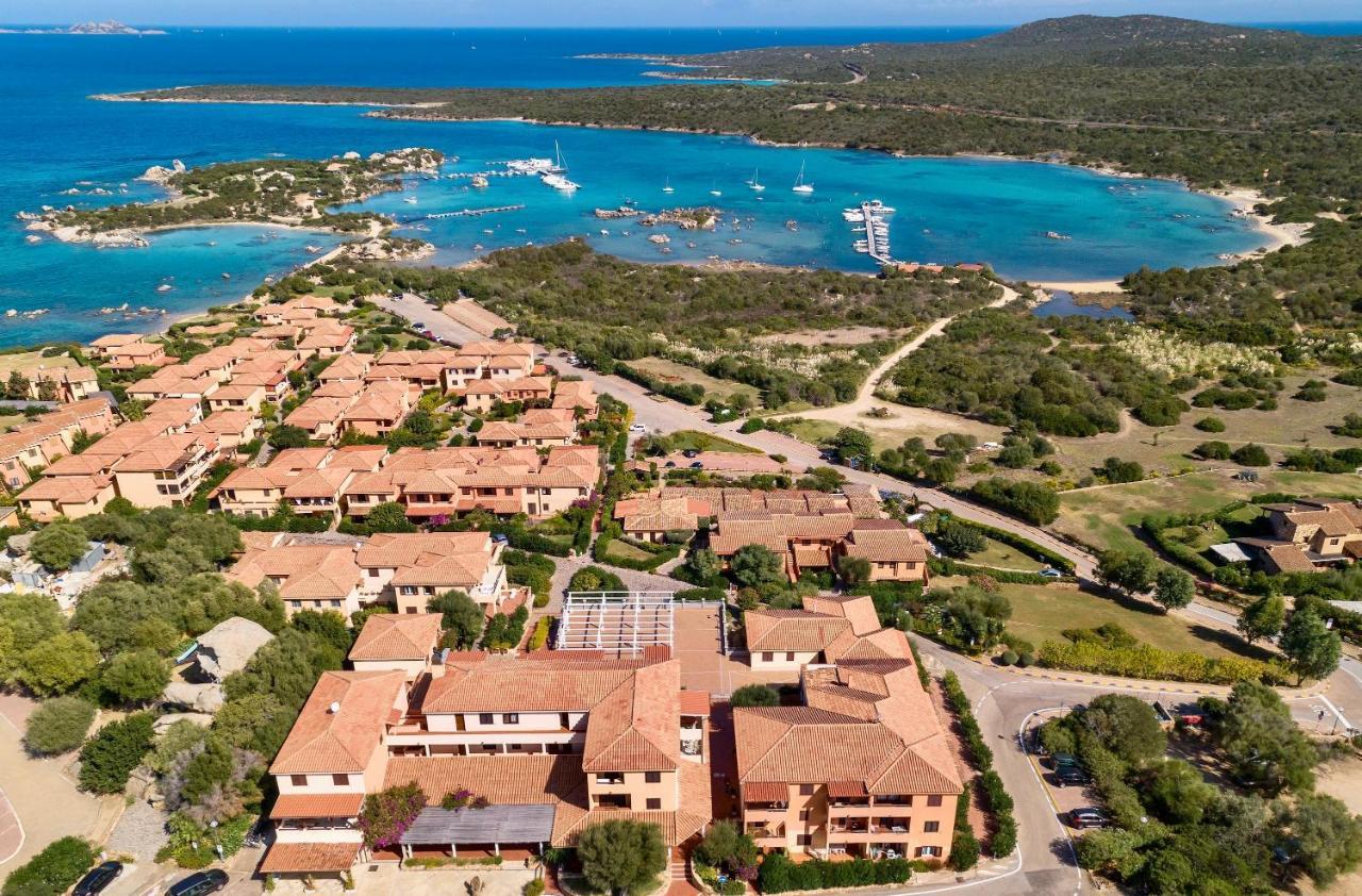 Residence A Golfo Di Marinella A 450 Mt Dal Mare Bagian luar foto