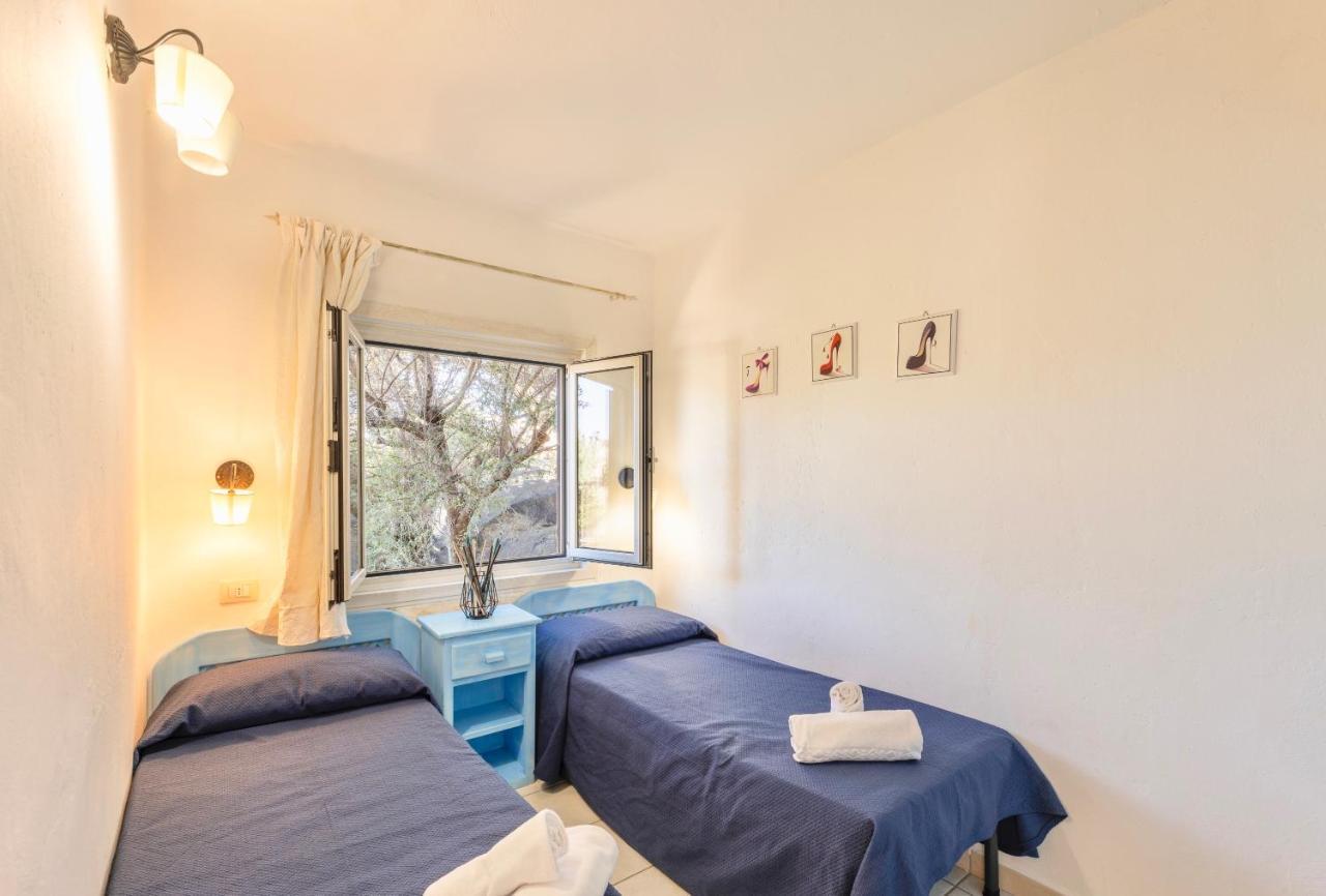 Residence A Golfo Di Marinella A 450 Mt Dal Mare Bagian luar foto
