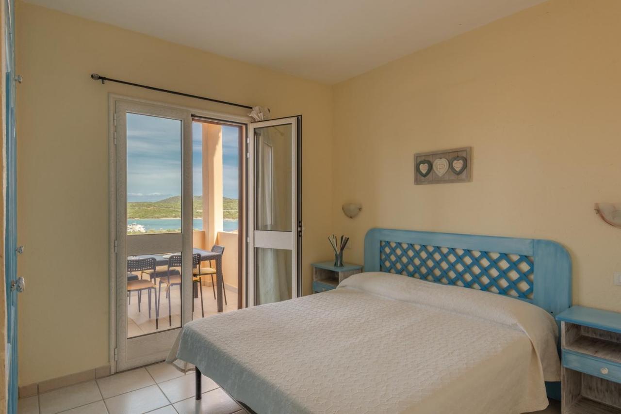 Residence A Golfo Di Marinella A 450 Mt Dal Mare Bagian luar foto