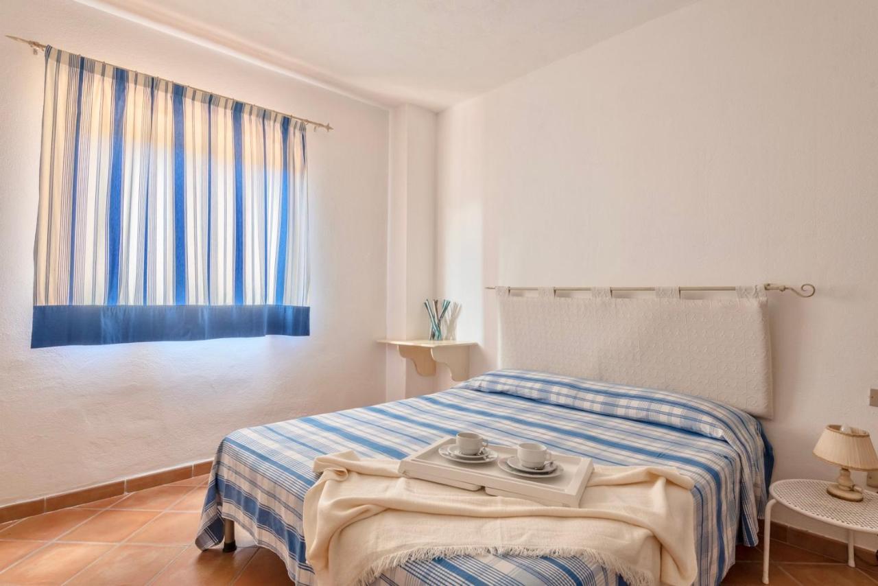 Residence A Golfo Di Marinella A 450 Mt Dal Mare Bagian luar foto